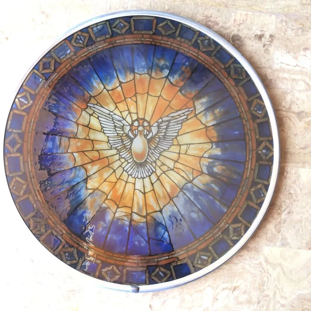 Glassmasters Holy Spirit Roundel Suncatcher Stained Glass HM3132 Tiffany 6.5